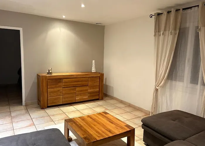 Villa House With Pool Near Nimes , Peaceful Haven *