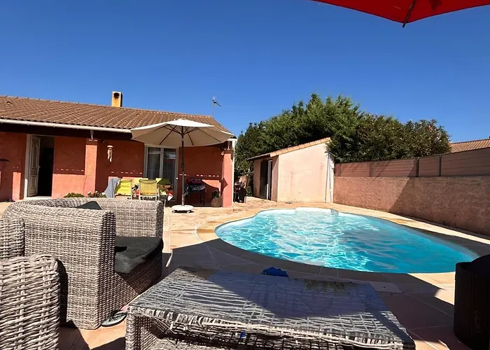 House With Pool Near Nimes , Peaceful Haven Villa