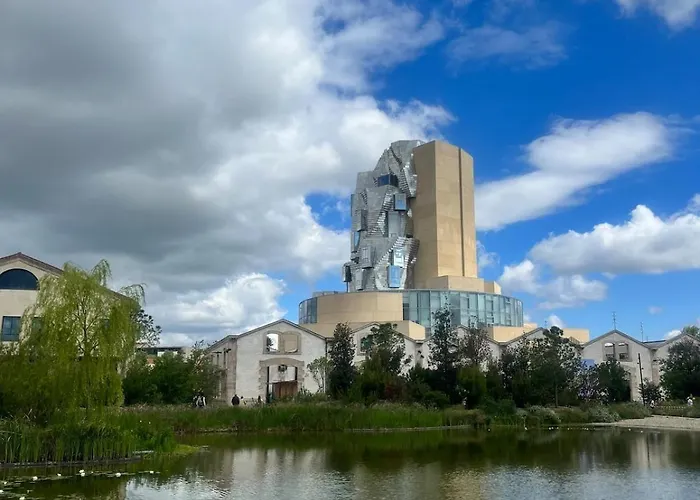 House With Pool Near Nimes , Peaceful Haven