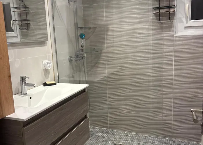 House With Pool Near Nimes , Peaceful Haven *